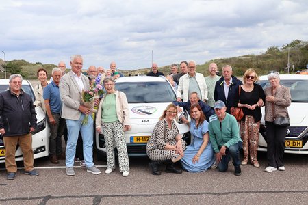 Logo voor 1000ste klant Katwijk Rijd(t) Mee feestelijk verwelkomd