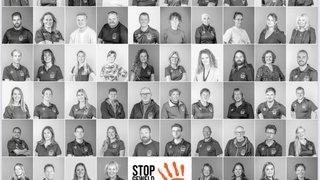 Foto van Orange the World