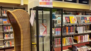 Foto van Praktische hulpmiddelen van de WoonWijzer nu in de bibliotheek of bij u in de buurt!